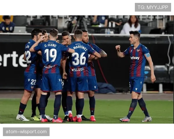 西班牙男足近期备战欧锦赛，队内竞争与战术磨合成为备战阶段重点